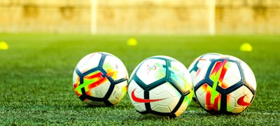 现代化数字数据展示大屏与图表